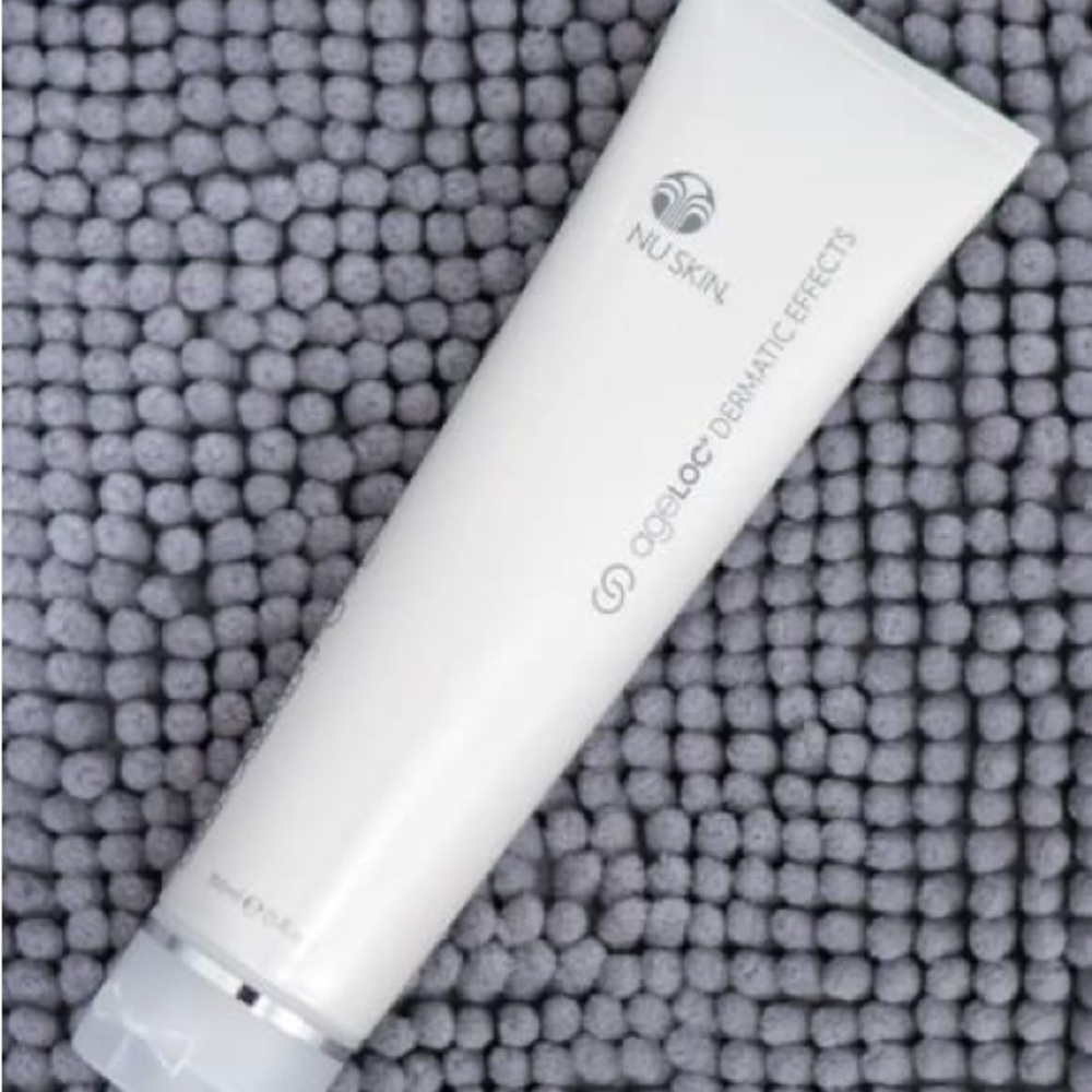 🤩HostPick🤩 One AgeLoc Dermatic Effects Firming Cream